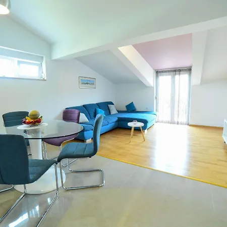 With Parking Space Sinj, Zagora - 23403 Apartment