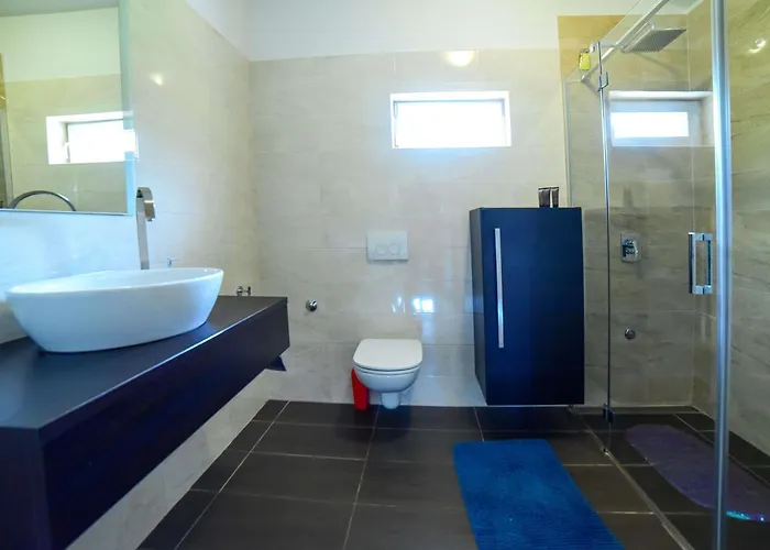 With Parking Space Sinj, Zagora - 23403 דירה